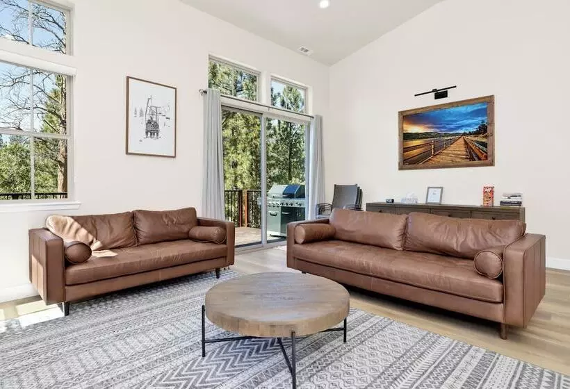 The Pines Retreat #2336