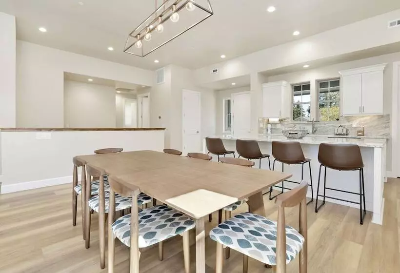 The Pines Retreat #2336