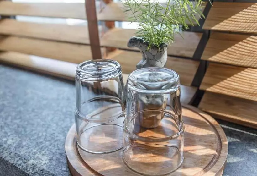 تختخواب و صبحانه Zen Tea House Seven Stars Park