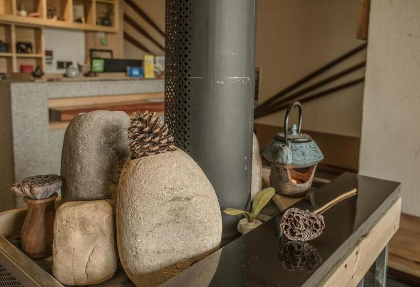 Bed and Breakfast Zen Tea House Seven Stars Park