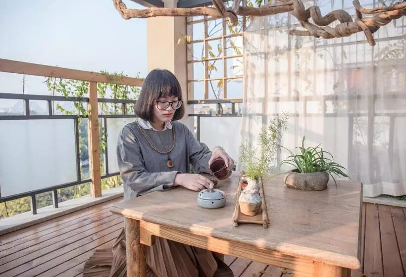تختخواب و صبحانه Zen Tea House Seven Stars Park