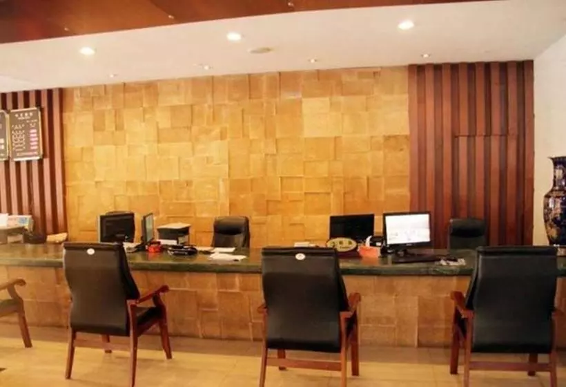 Hotelli Urumqi Dingfu