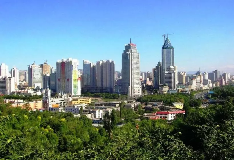 Hotelli Urumqi Dingfu