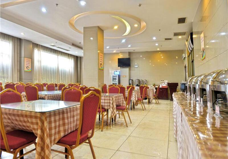 Vienna Hotel Meizhou Railway Station