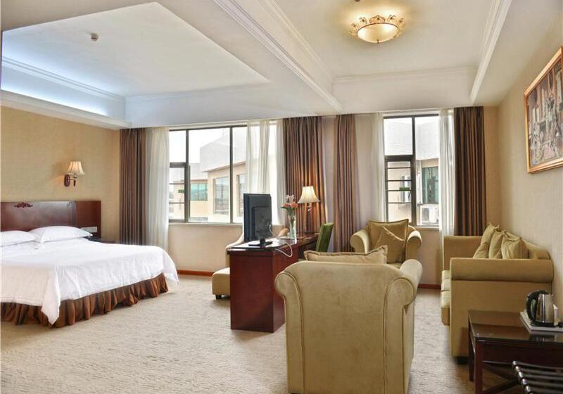 Vienna Hotel Meizhou Railway Station