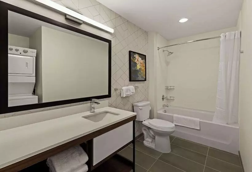 Hotelli Everhome Suites Glendale Sports Entertainment District