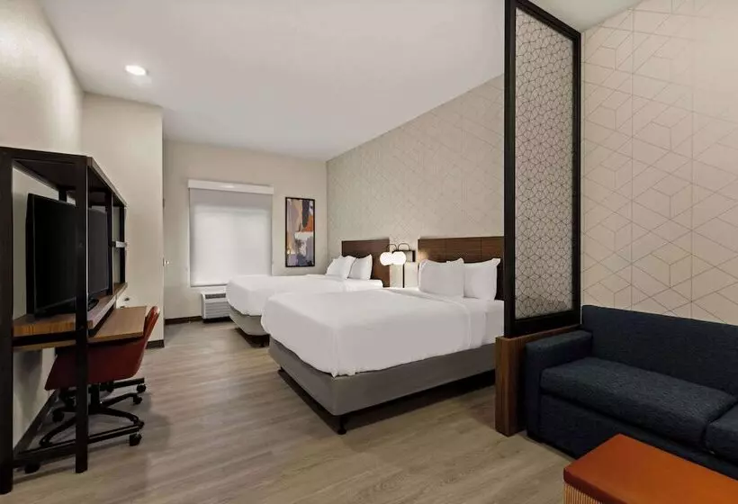 Hotelli Everhome Suites Glendale Sports Entertainment District