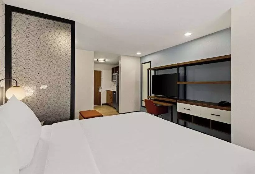 Hotelli Everhome Suites Glendale Sports Entertainment District