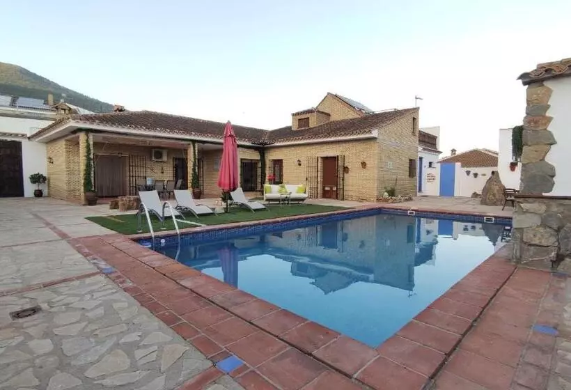 Aamiaismajoitus (B&B) La Güena Vida