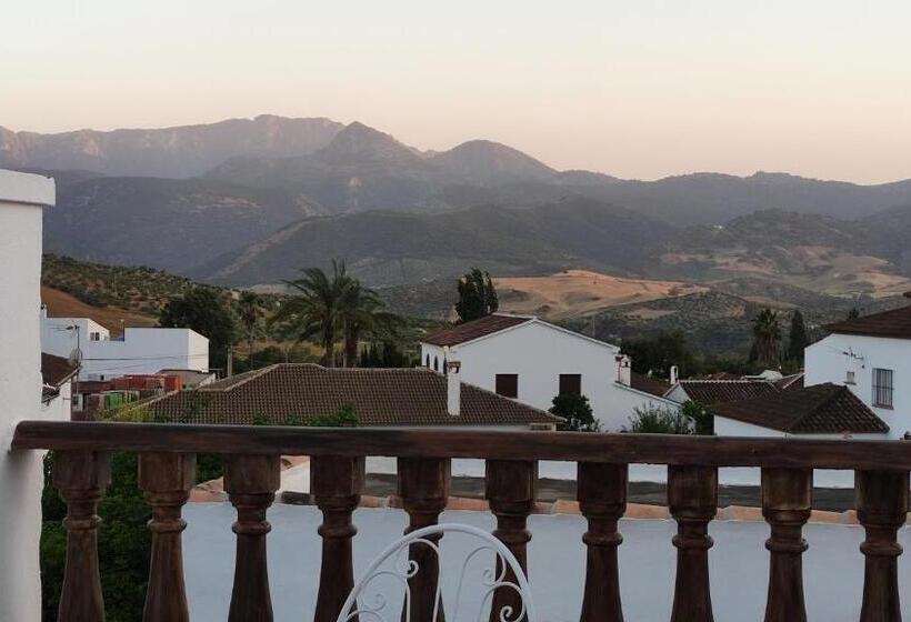 Bed and Breakfast La Güena Vida