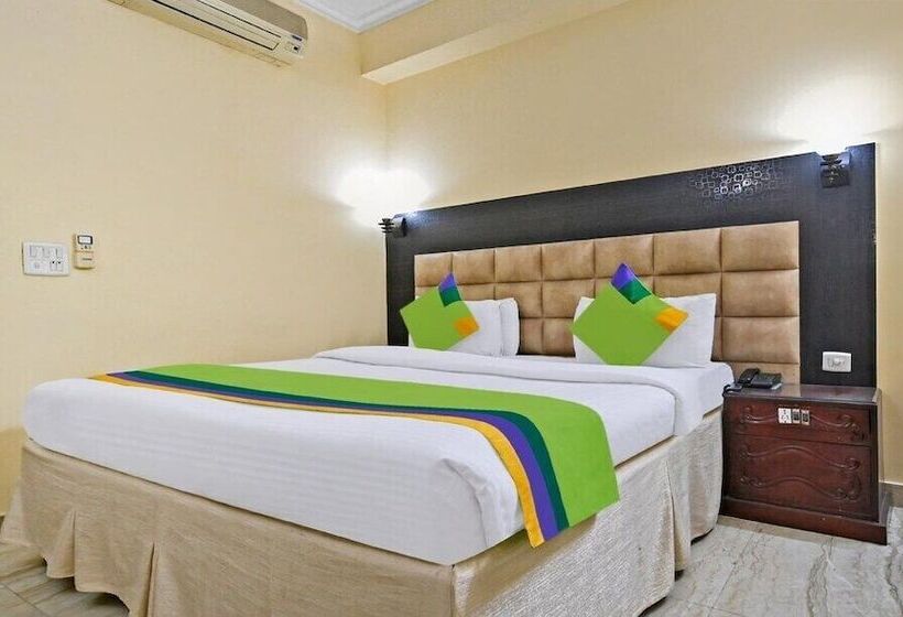 Hotel The Orion Express East Of Kailash