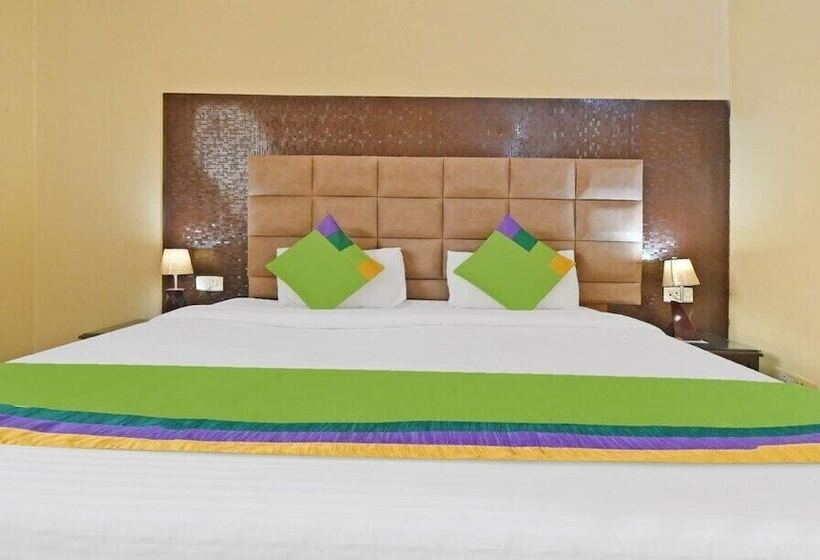 Hotel The Orion Express East Of Kailash