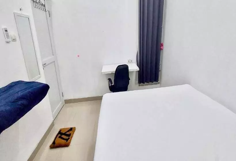 ホテル Spot On 94028 Homestay Pak To Syariah