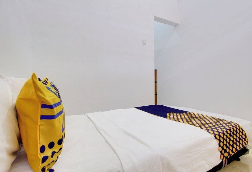 בית מלון כפרי Spot On 93988 Guest House Wijaya Syariah Near Alun Alun Kota Purwokerto