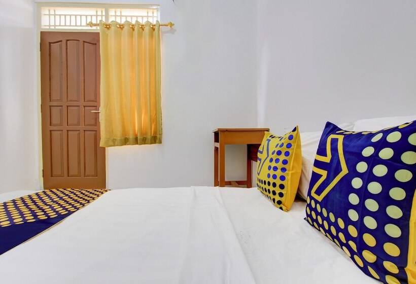 בית מלון כפרי Spot On 93988 Guest House Wijaya Syariah Near Alun Alun Kota Purwokerto