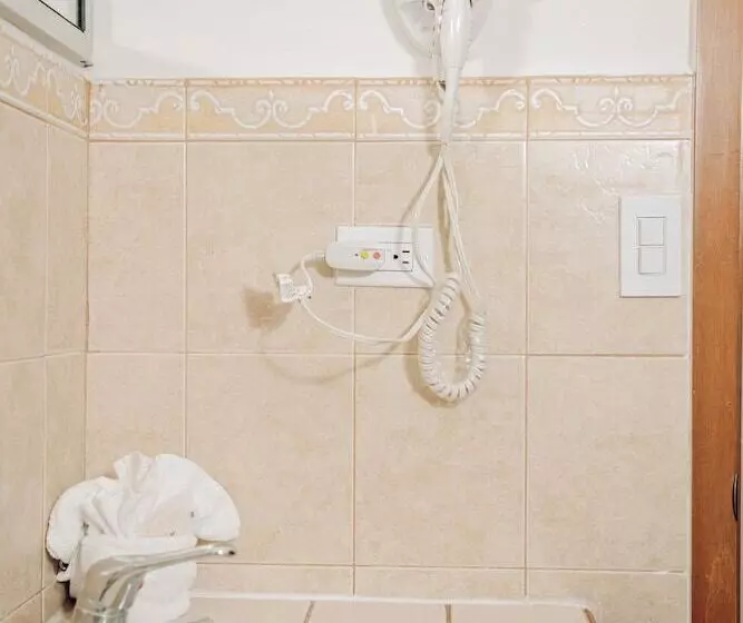 Costa Elegante Hotel & Suites
