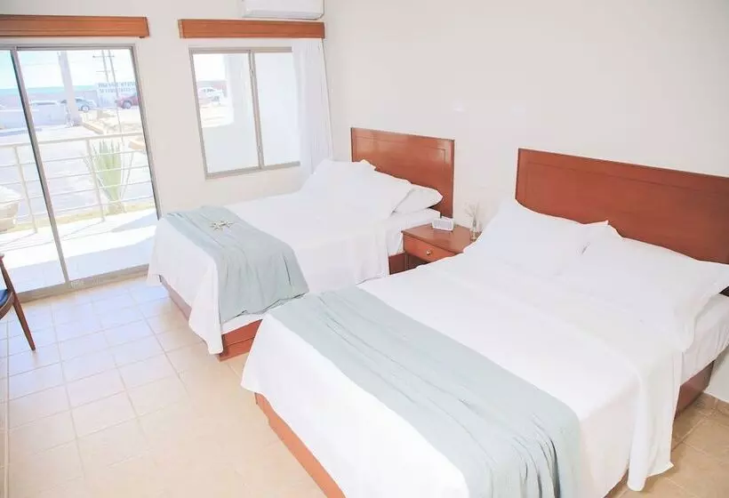 Costa Elegante Hotel & Suites