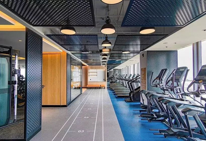 هتل Four Points By Sheraton Yantai