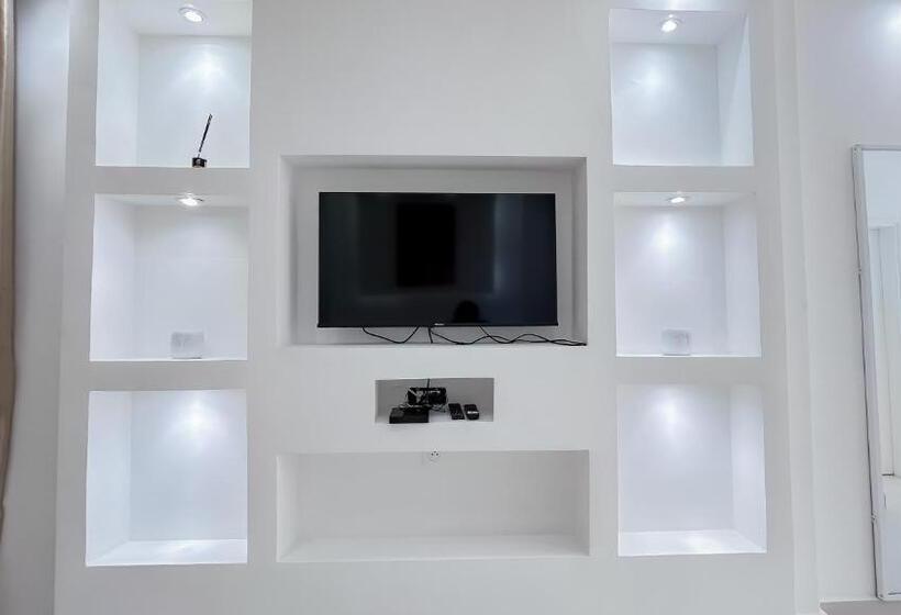 پانسیون Kapreece Luxury Home