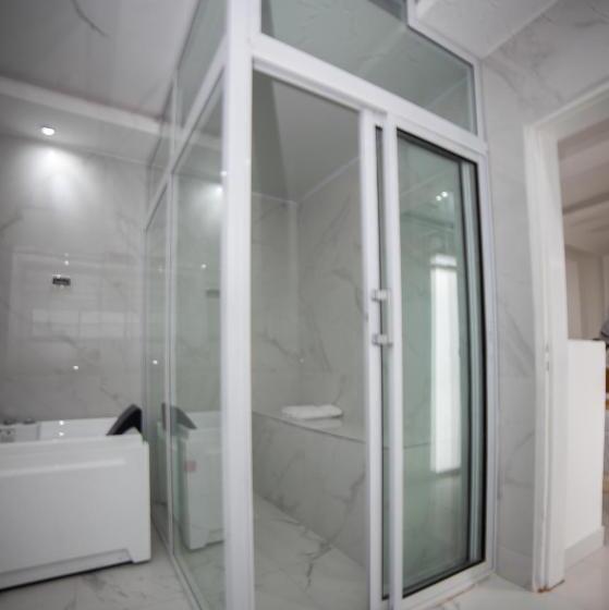 پانسیون Kapreece Luxury Home