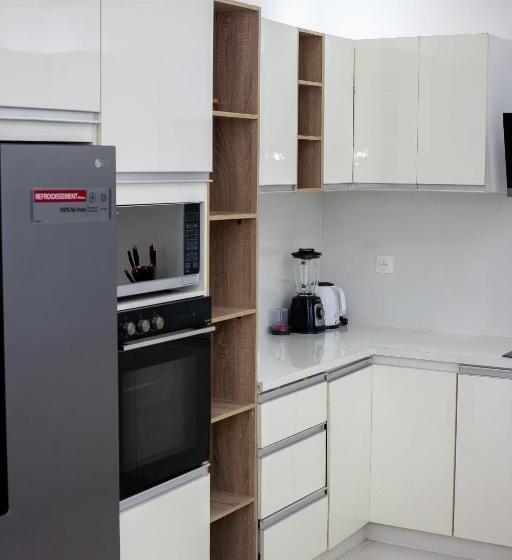 پانسیون Kapreece Luxury Home