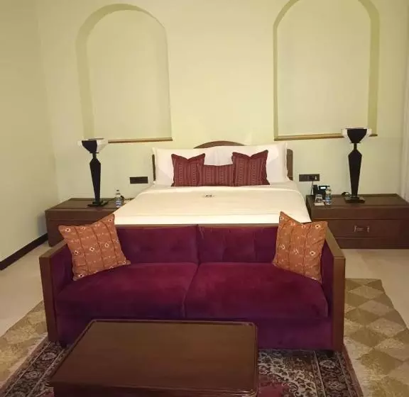 Lomakeskus Rambha Palace By Hidden India