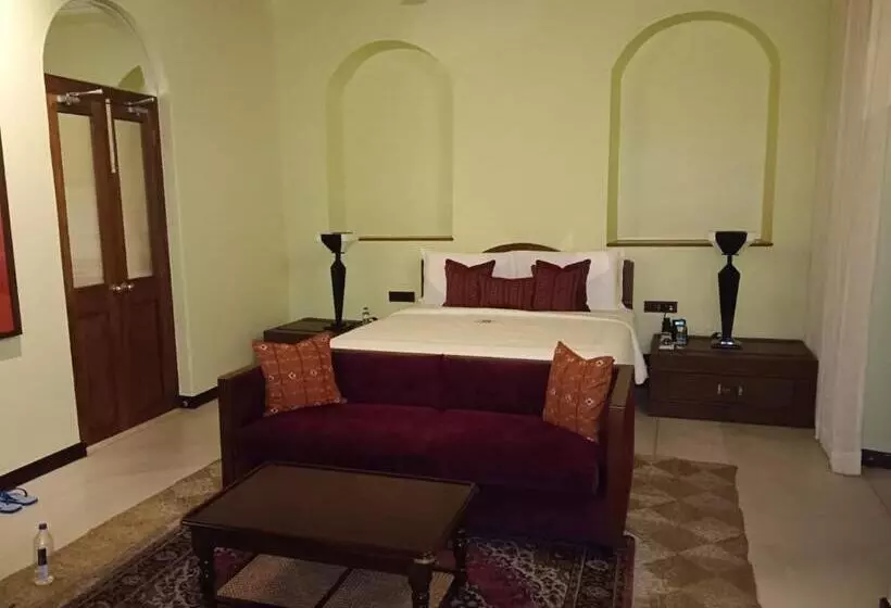 Lomakeskus Rambha Palace By Hidden India