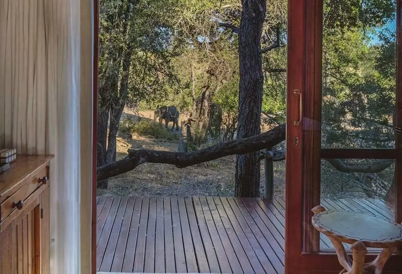 ホテル African Retreat Motswari By Newmark