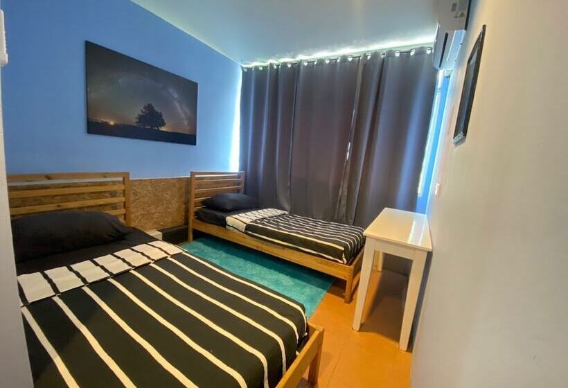 فندق صغير Checkinn Express Kuching