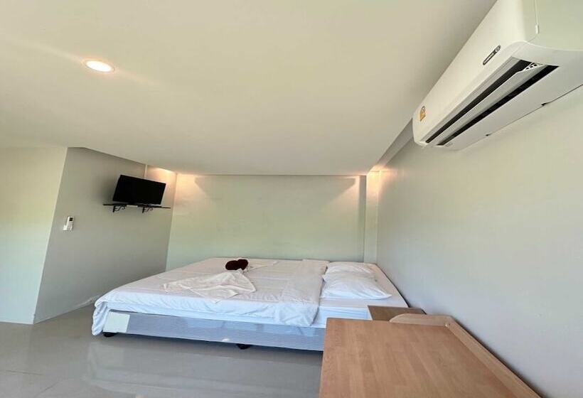 Otel Oyo 75492 Carpe Diem Homestay