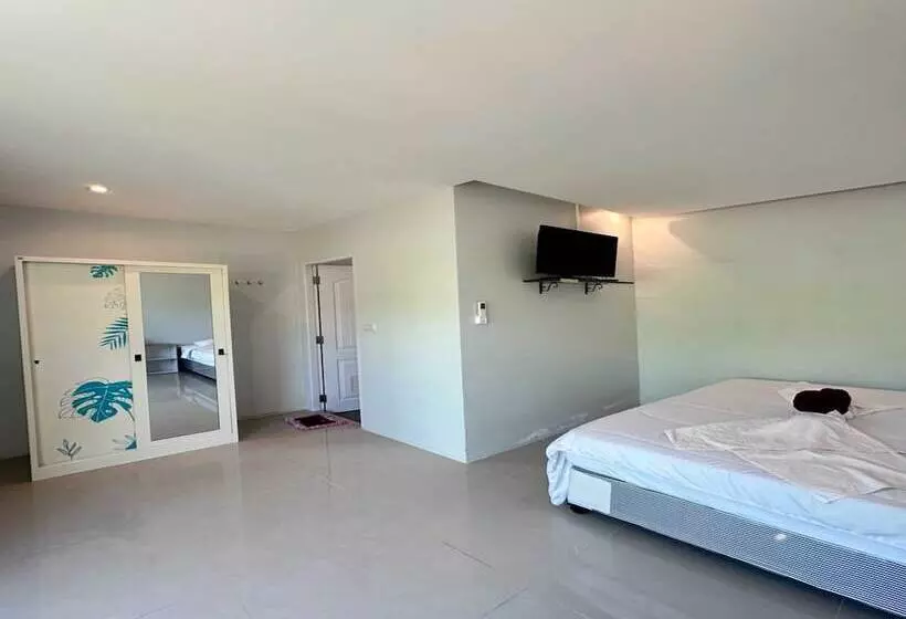 Hotelli Oyo 75492 Carpe Diem Homestay