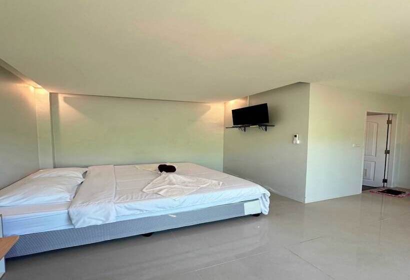 Otel Oyo 75492 Carpe Diem Homestay