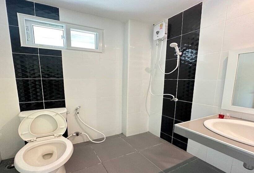 Otel Oyo 75492 Carpe Diem Homestay