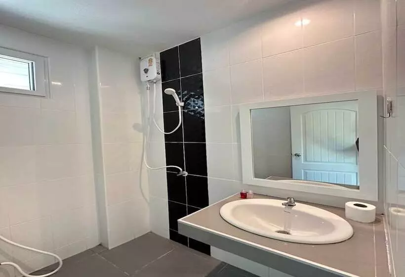 Hotelli Oyo 75492 Carpe Diem Homestay