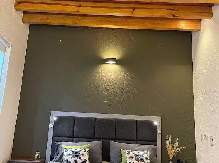 Hotelli Anuies Valle De Bravo