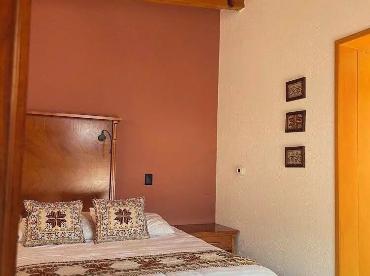 Hotelli Anuies Valle De Bravo