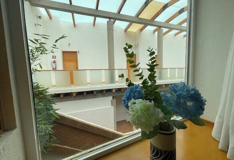 Hotel Anuies Valle De Bravo