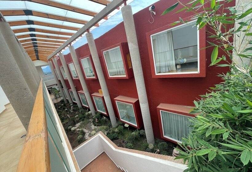 Hotel Anuies Valle De Bravo