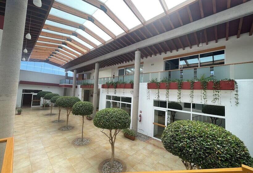 Hotel Anuies Valle De Bravo