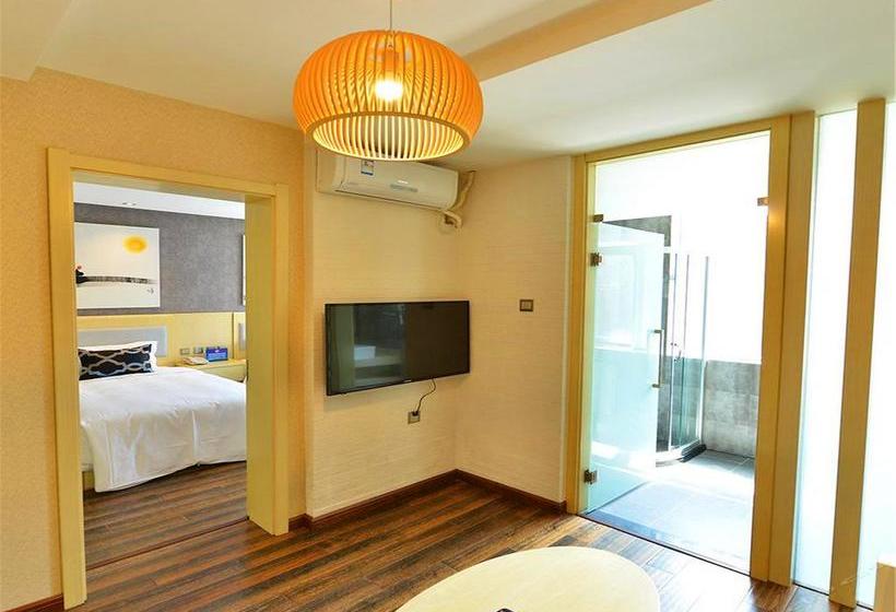 Отель Commune 1958