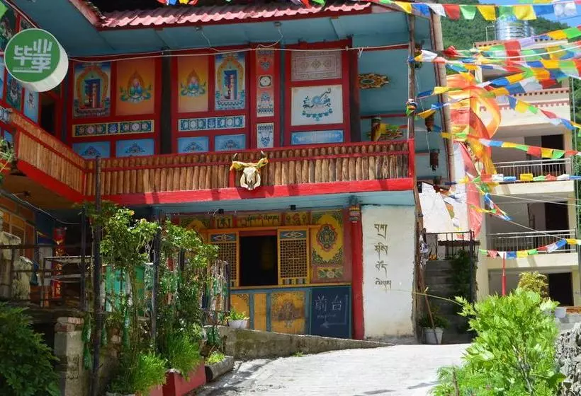 Retkeilymaja Ando Tibetan Inn