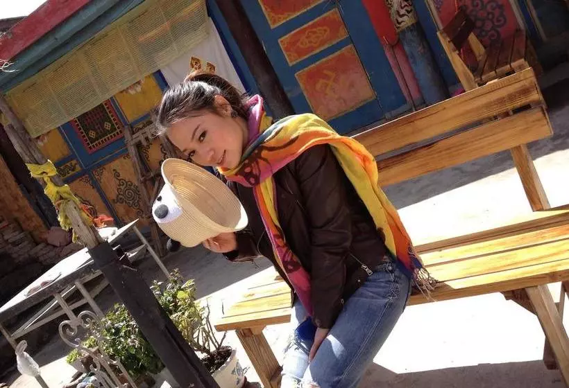 Retkeilymaja Ando Tibetan Inn