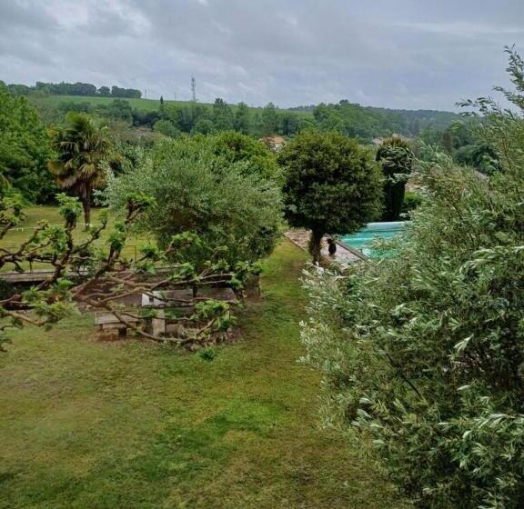 ペンション La Maison Du Bonheur