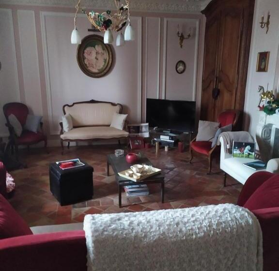 ペンション La Maison Du Bonheur