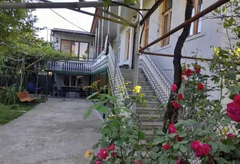 پانسیون Ta Gi