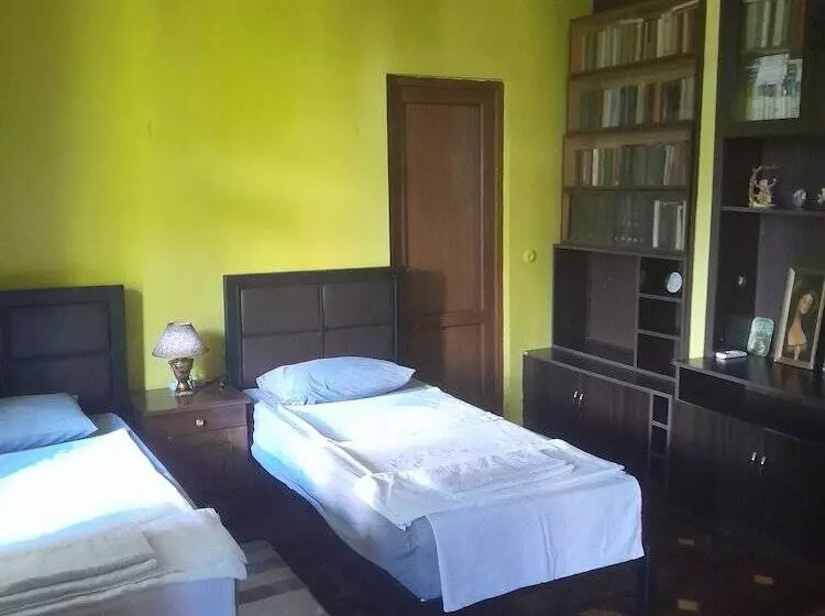 پانسیون Ta Gi