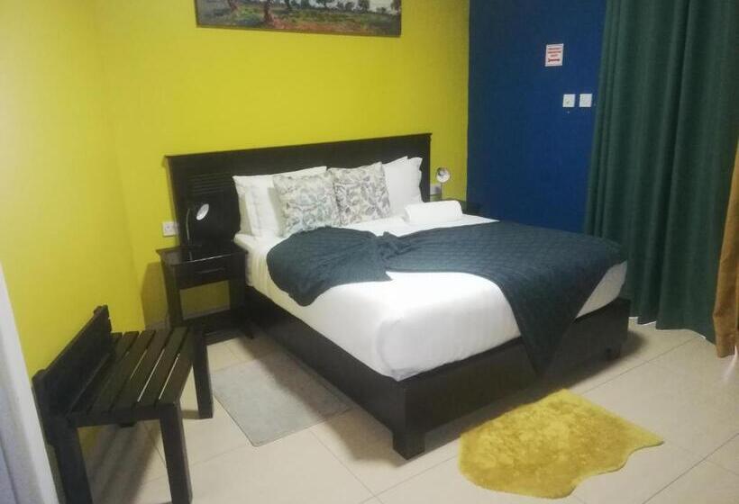 هتل The Tamek Palace