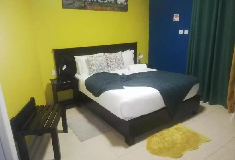 هتل The Tamek Palace