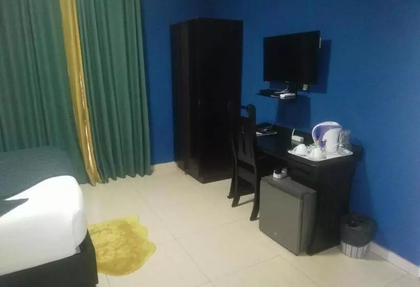 هتل The Tamek Palace