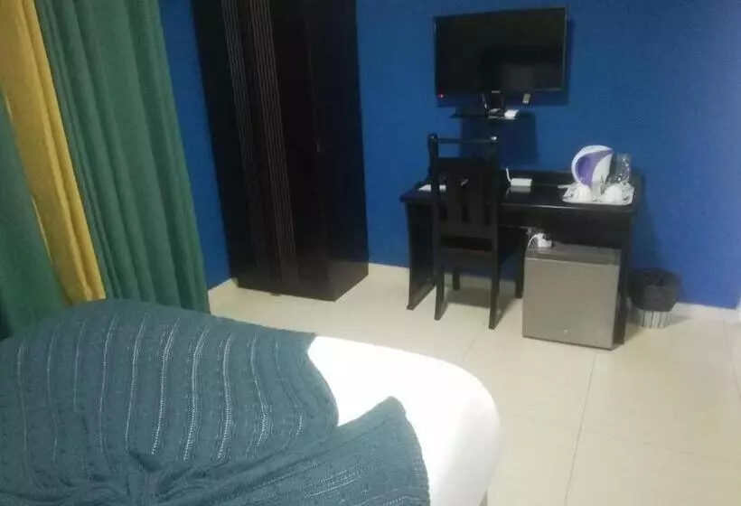 هتل The Tamek Palace